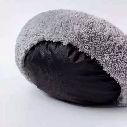 Cozy Plush Pet Bed – Ultra-Soft, Non-Slip, Washable Dog & Cat Bed